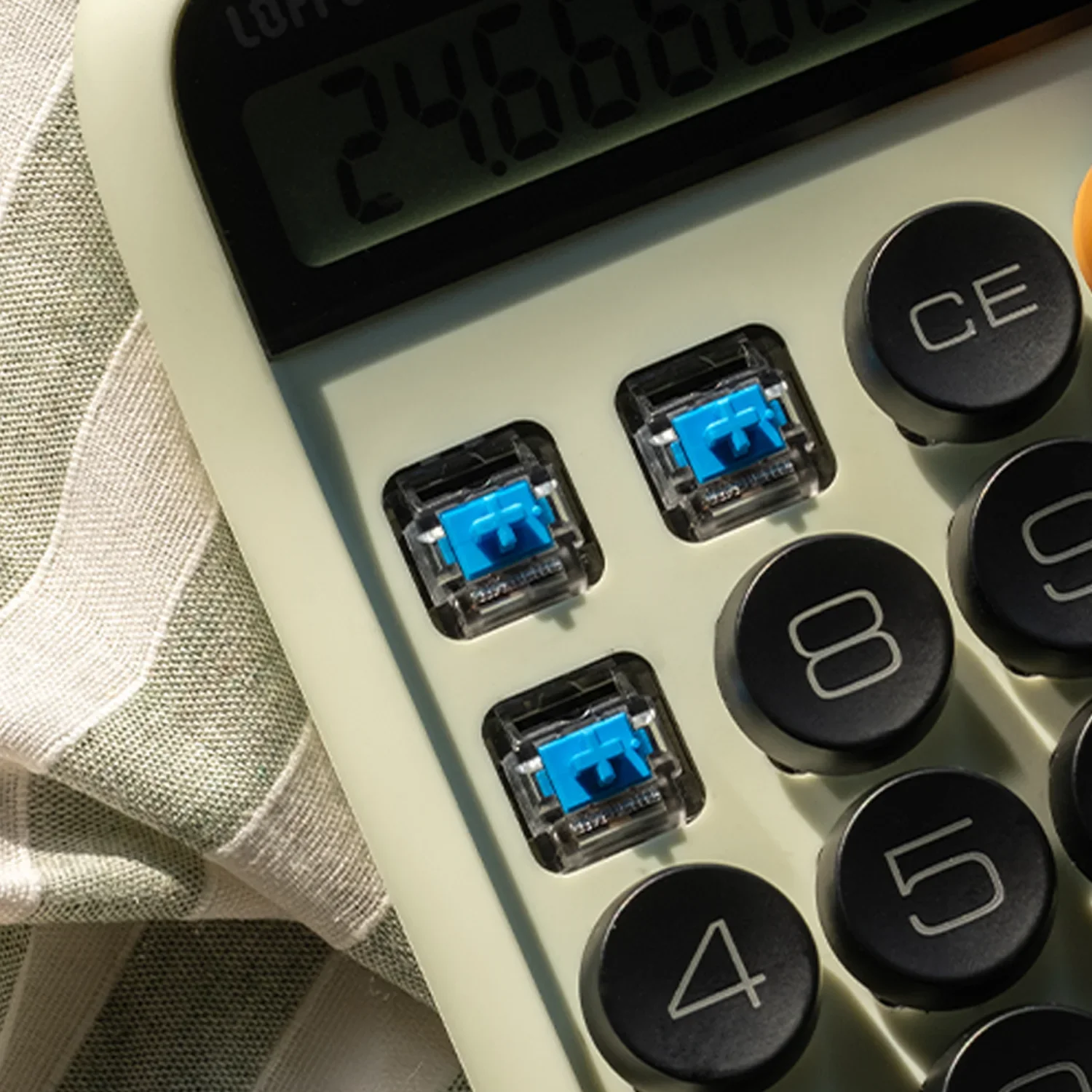 Digit Mechanical Calculator - Image 6